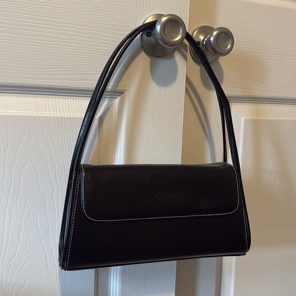 Handbag black color leather perfect condition